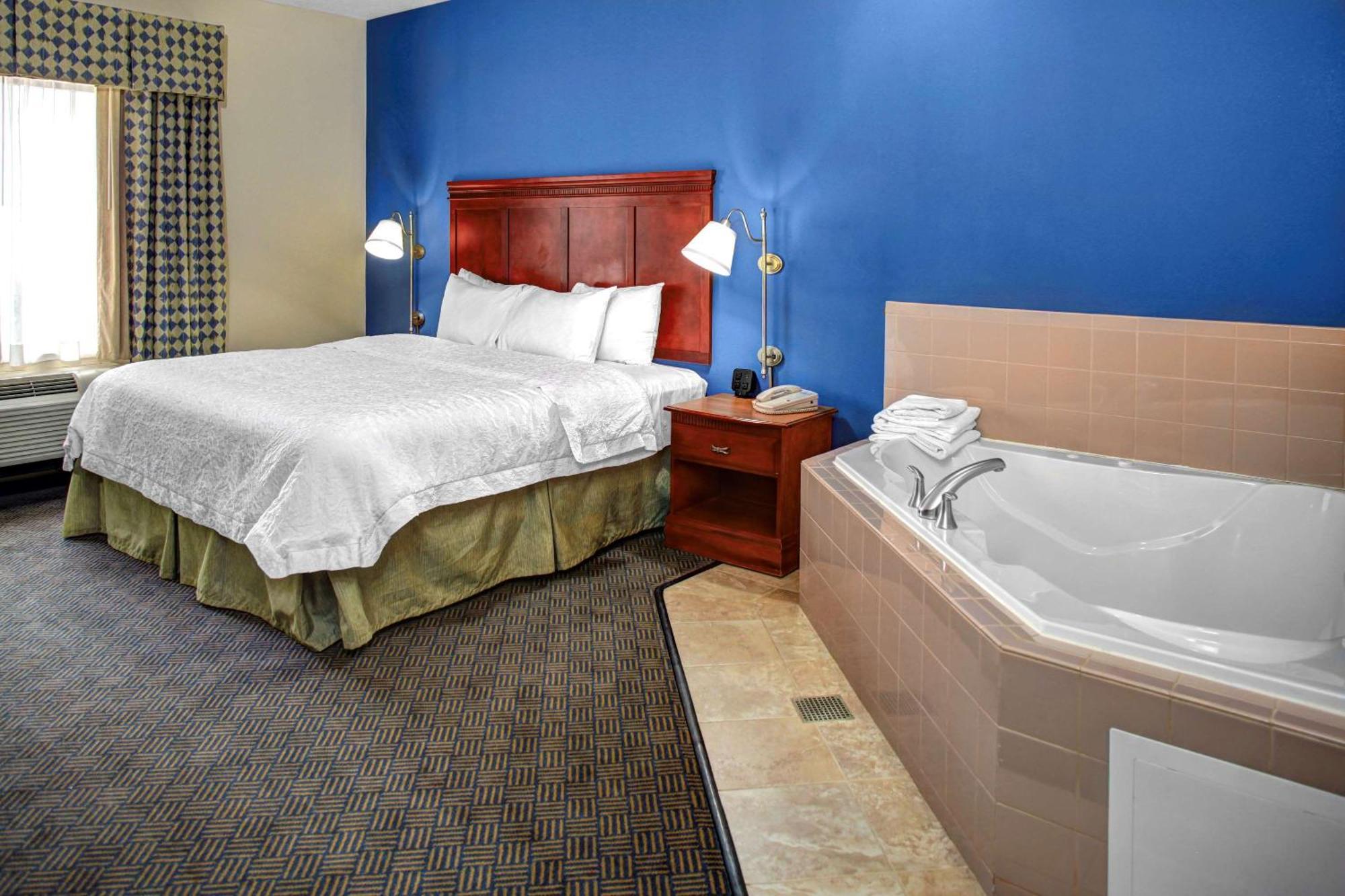 Hampton Inn Coldwater Exterior foto